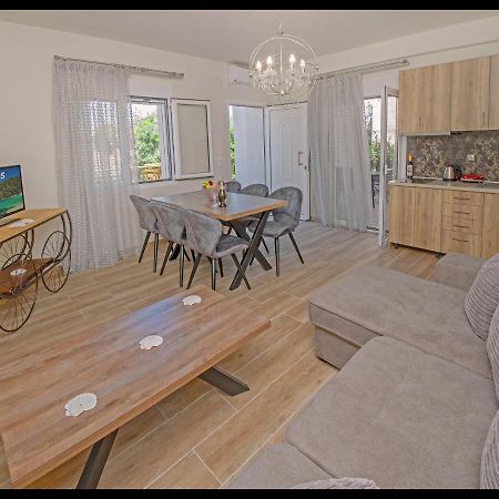 Ferienwohnung Pasithea House Skala Sotiros Exterior foto